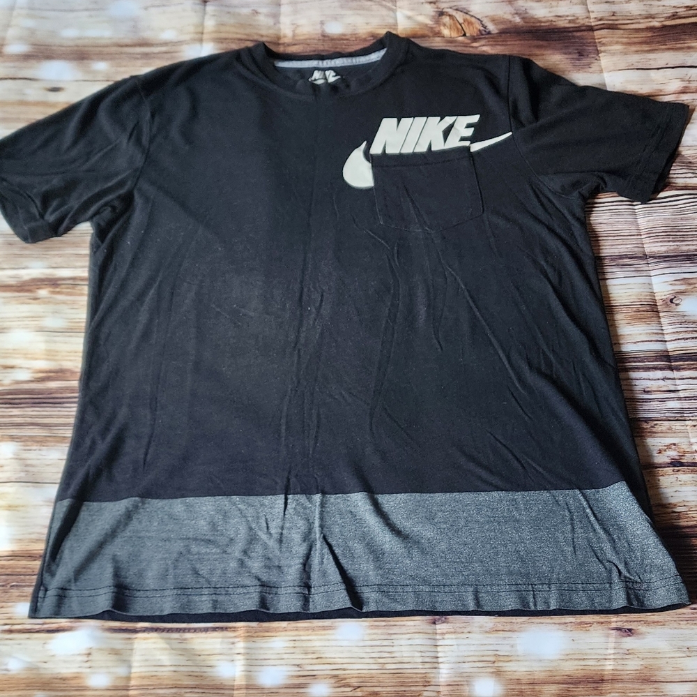 Nike regular fit shirt